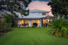 7min to Beach Private Patio on Golf Course Emerald Bay by AvantStay